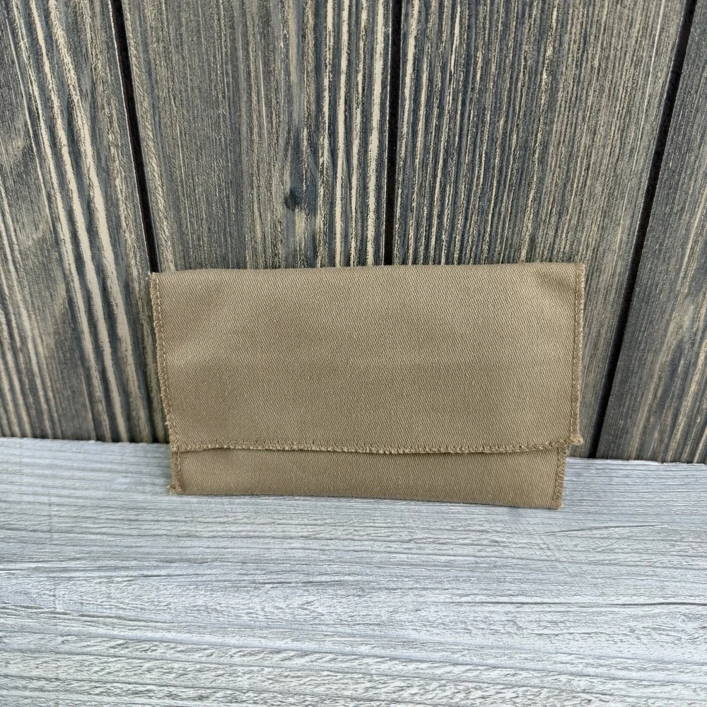 Burberry Sandon TB Monogram Calf Leather Card Holder Burgundy NWT Dust Bag